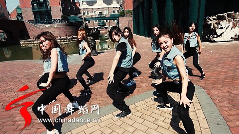 vivi 序列 01_5.jpg