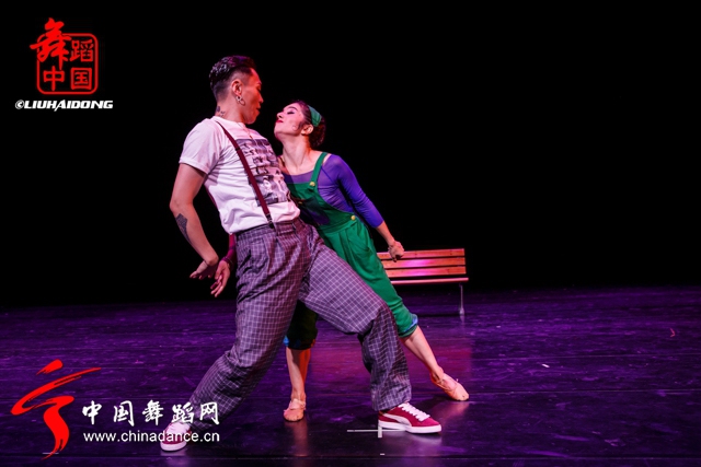 中国好舞蹈冠军古丽米娜个人专场《花之情67.jpg