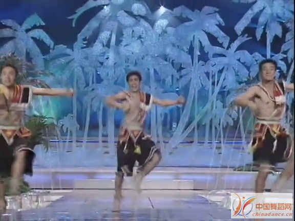 央视春节晚会十年精粹(94-03年) 系列A[(051322)13-20-30].JPG