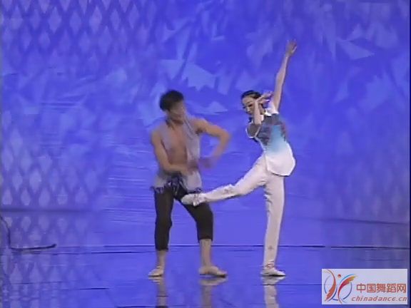 央视春节晚会十年精粹(94-03年) 系列C[(046324)01-04-43].JPG