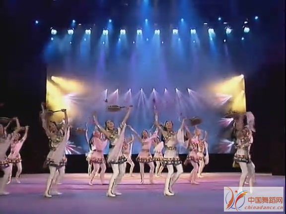 央视春节晚会十年精粹(94-03年) 系列B[(063342)18-43-09].JPG