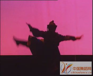 蒙古族舞蹈  鄂尔多斯[(000081)15-40-57].JPG