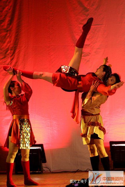 藏族舞蹈《天边的歌》5.jpg