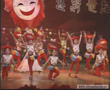 少儿民间舞 顽童笑脸[(008135)19-46-51].JPG