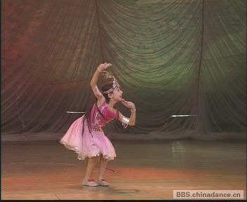 维族舞蹈 心愿[(006065)21-35-51].JPG