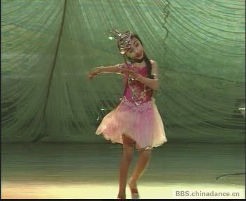 维族舞蹈 心愿[(002008)21-35-19].JPG