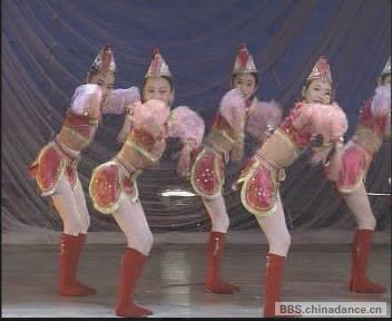 少儿蒙族舞蹈 草原小骏马[(000492)18-45-54].JPG