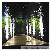舞台喷泉1.jpg
