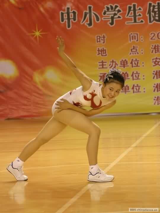 安徽省第五届中小学生健身健美操比赛集锦06.jpg