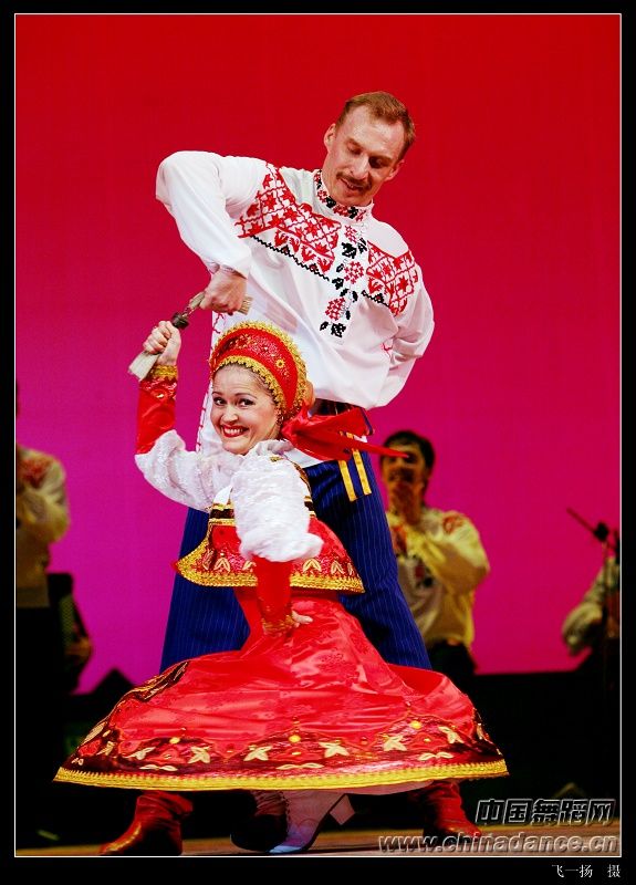 俄罗斯国家歌舞团的艺术风采20.jpg