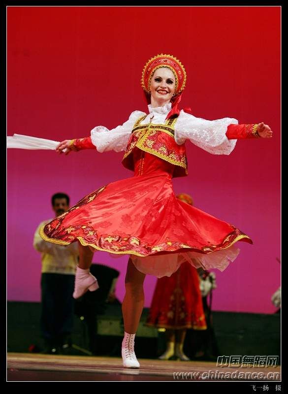 俄罗斯国家歌舞团的艺术风采2.jpg