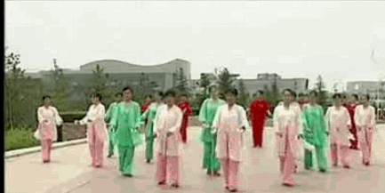 20077215202655851.GIF