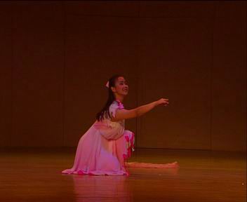 09 现代舞独《思》.jpg