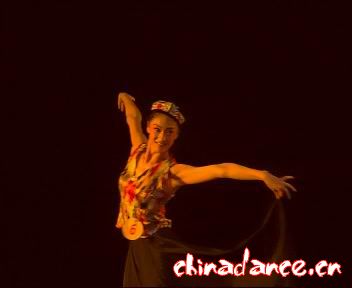 09 刘萌萌 胶州秧歌组合+维吾尔族舞蹈组合2.jpg