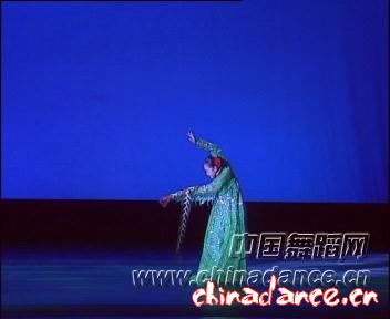 09.少儿独舞《垂柳》（李雨薇 北京理工大学附中）.jpg