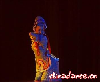 05 彝族独舞《彝女》表演者：宋欣欣 四川省舞蹈学校.jpg