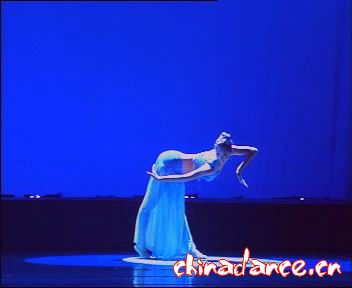 08 傣族独舞《版纳·印象》表演者：曹阳 中央民族大学.jpg