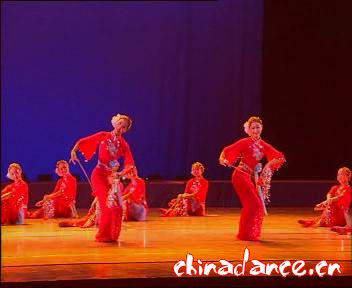 04 花鼓灯《花鼓新声》表演单位：安徽省艺术学校.jpg