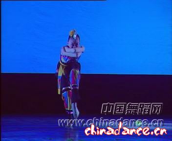05.［民族］独舞《荞麦花开》（毛静文 中央民族大学附中）.jpg