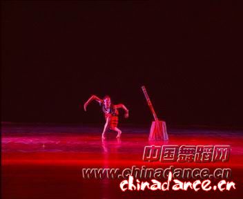 06.［民族］独舞《春祭》（朱律）.jpg