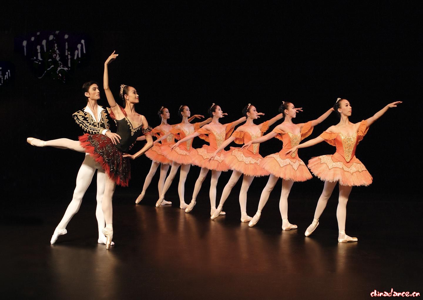 一组香港芭蕾舞团的演出剧照一