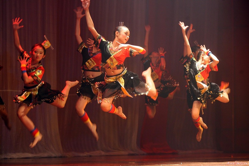 小学组～～苗乡童乐～～～