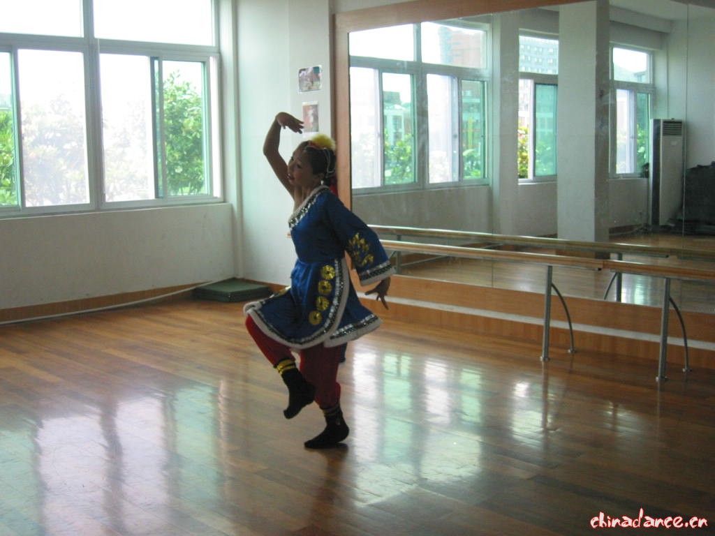 我校舞蹈队员在县三独比赛中的精彩表演06.jpg