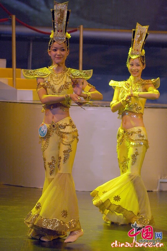 舞蹈 2008第三届国际航空小姐大赛01.jpg