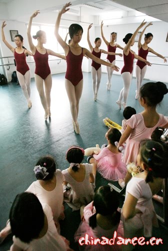 “备战”芭蕾舞考级06.jpg