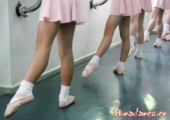 “备战”芭蕾舞考级02.jpg