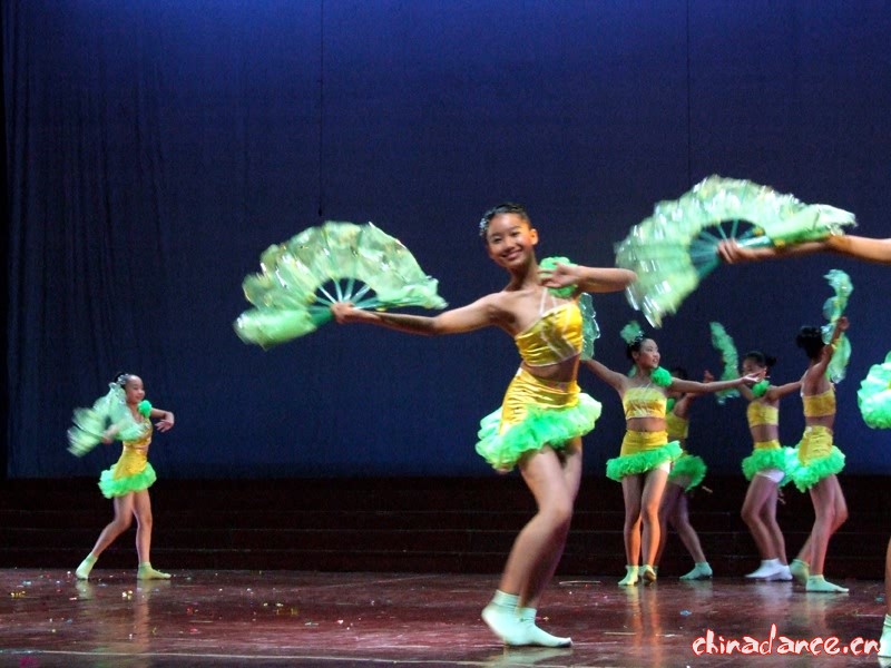 泸州学校艺术节舞蹈精粹（摄影 转：张如翠）02.jpg