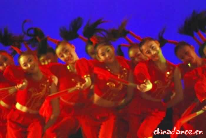 【转帖】齐舞和谐 舞蹈家的盛会（摄影：怡情自然）01.jpg