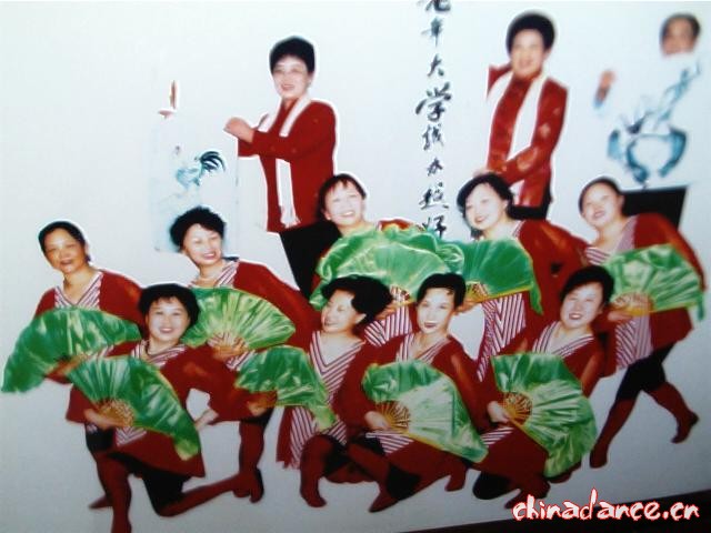 图片夕阳里的大学生 149.jpg