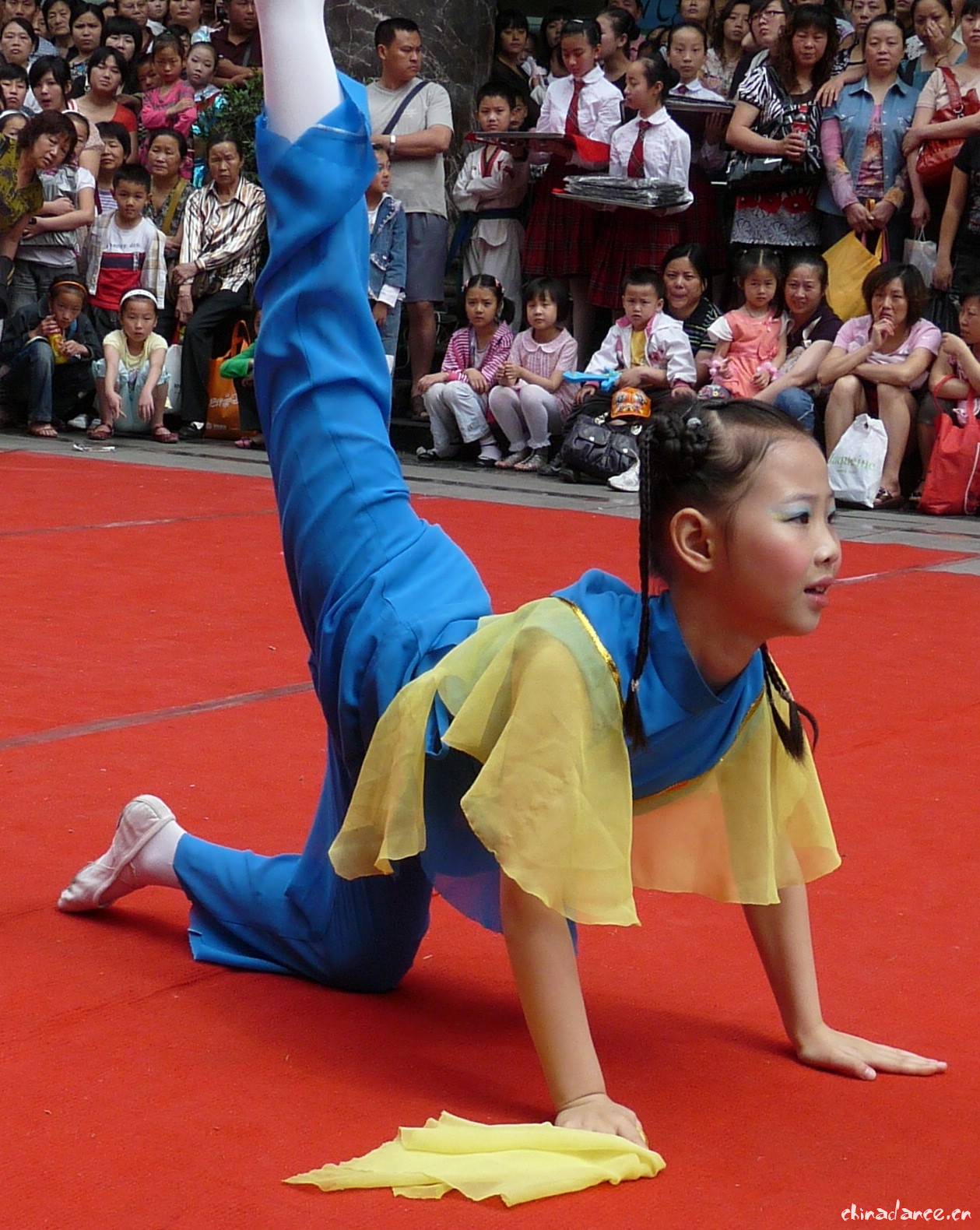 09053016586776ad5a5663a134.jpg