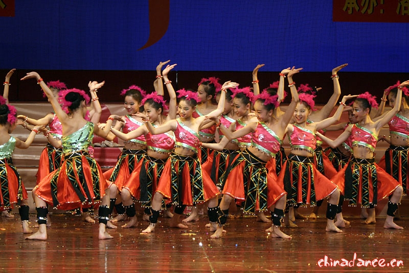 群星舞蹈团决赛舞蹈（摄影：zmll135）37