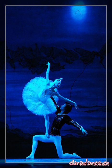 20091205辽宁芭蕾舞团《天鹅湖》 (49).jpg