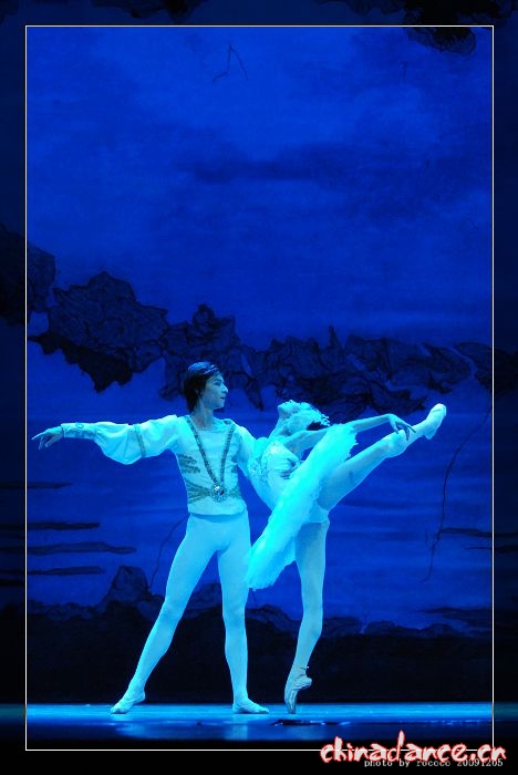 20091205辽宁芭蕾舞团《天鹅湖》 (76).jpg