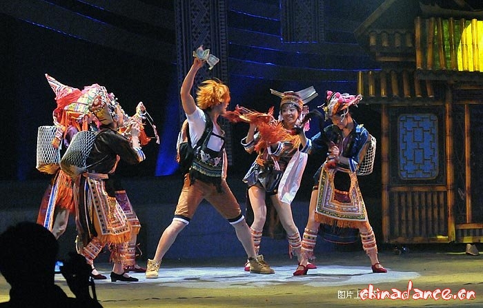 舞蹈《西街瑶韵》到底想宣言什么？？