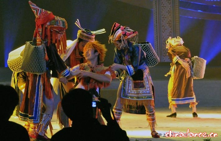 舞蹈《西街瑶韵》到底想宣言什么？？