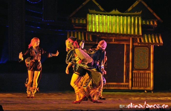 舞蹈《西街瑶韵》到底想宣言什么？？