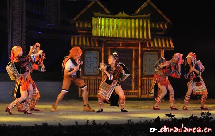 舞蹈《西街瑶韵》到底想宣言什么？？