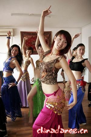 肚皮舞3.jpg