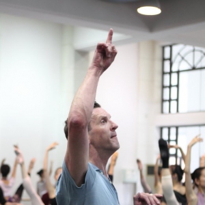 国际知名芭蕾舞专家授课中芭