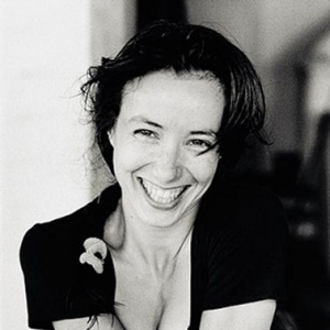 希薇·纪莲：舞台上的交流难以言说