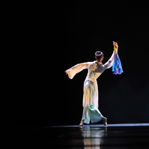 北舞古典舞《扇舞丹青》高清组图欣赏