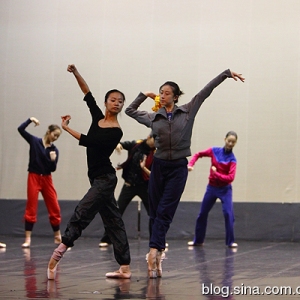 中芭“加拿大之行”前紧张联排组图