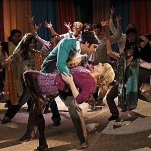 【视频】《生活大爆炸》之派对小鸡舞