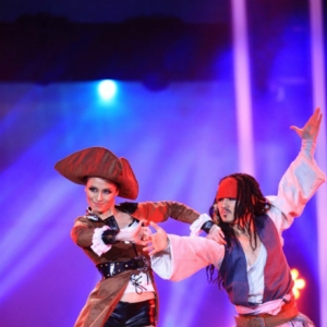 【对战】#舞林争霸#斗舞环节第三场 选手高清组图