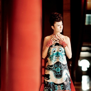 不一样的杨丽萍 性感风景写真