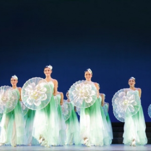 2013中国东方演艺集团歌舞晚会《水墨中华·雅》